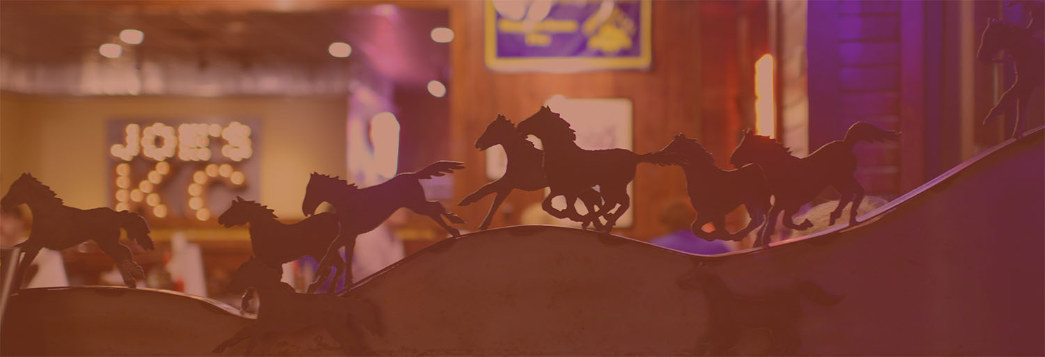 Close up of the decor, metal horses, in Olathe Joe's KC location